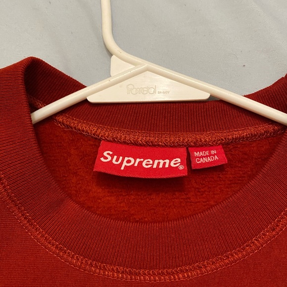 Red supreme crewneck - Picture 3 of 6